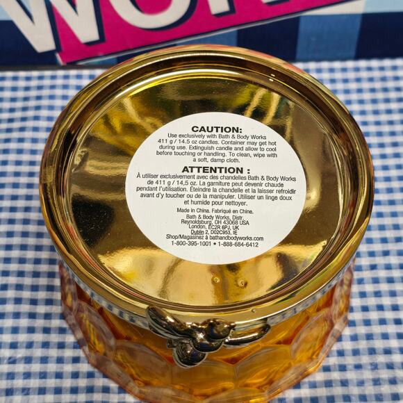 BBW Honeycomb Large 3 Wick Candle Holder Pedestal - Picture 2 of 2